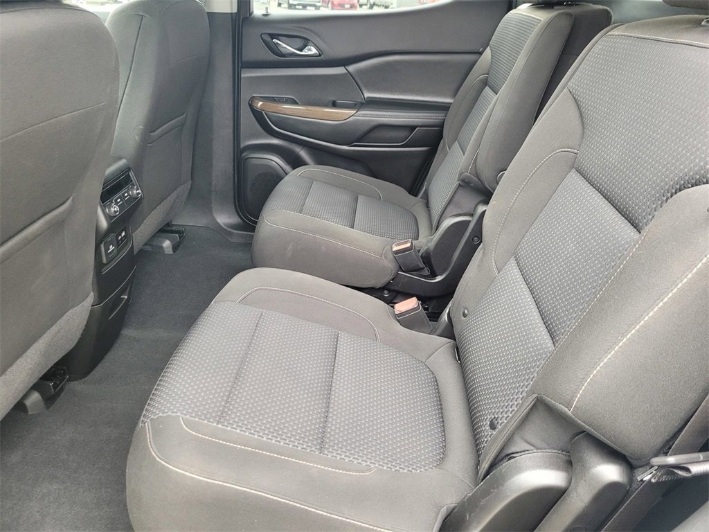2023 Gmc Acadia SLE photo 10