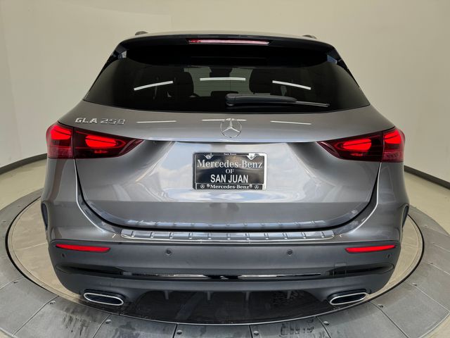 2025 Mercedes Benz GLA 250 photo 9