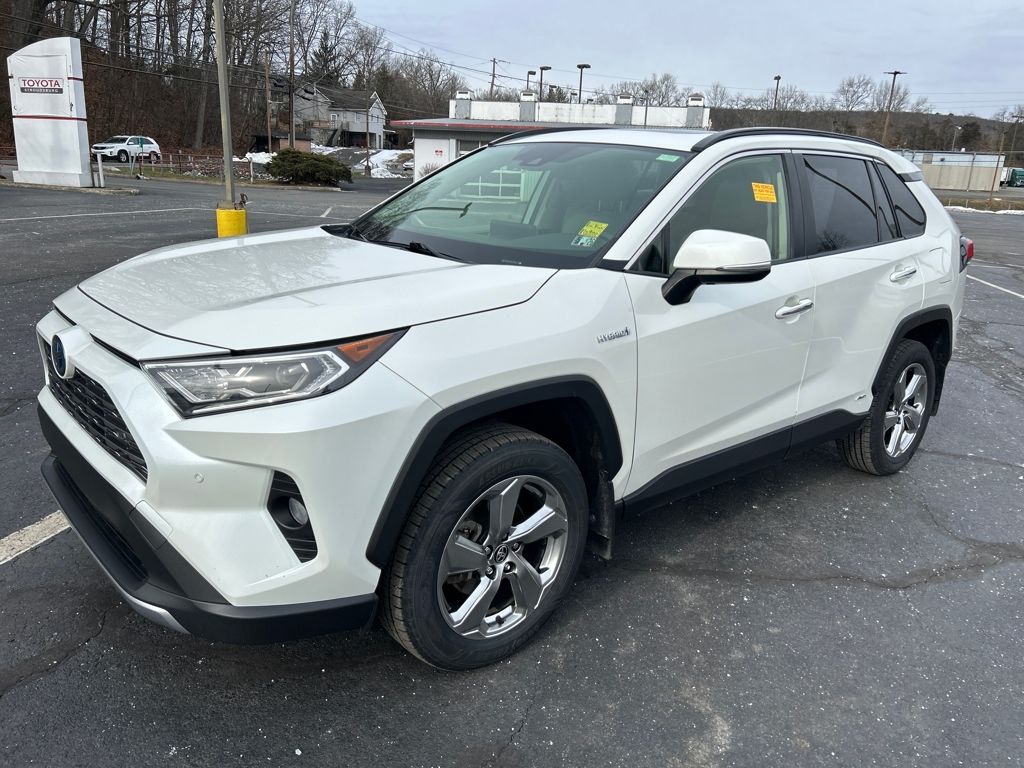 2020 Toyota RAV4 Limited's photo