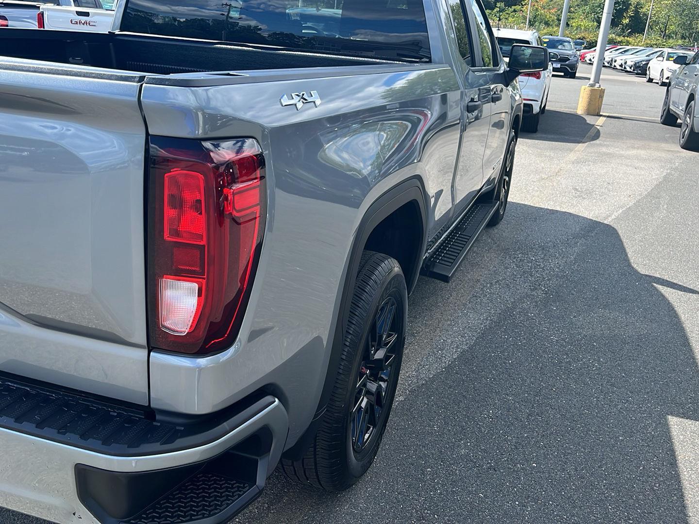 2023 Gmc Sierra 1500 Pro photo 3