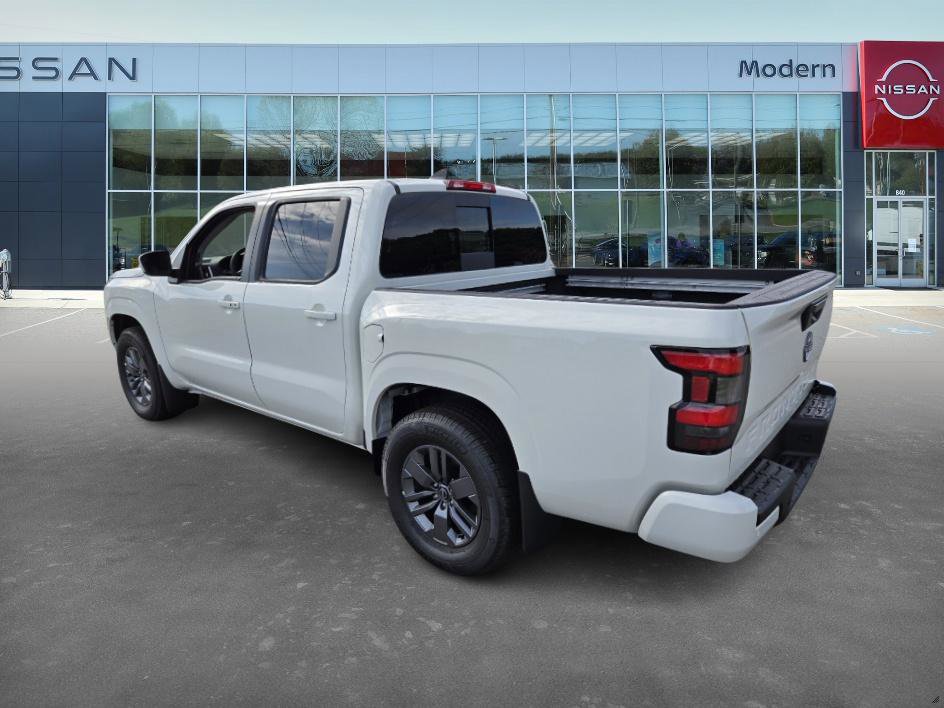 2025 Nissan Frontier Crew Cab SV photo 6