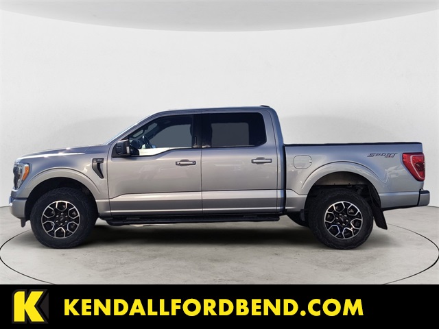 2022 Ford F-150 XLT photo 2