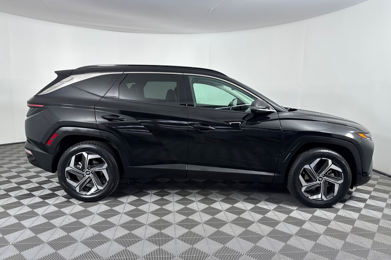 2023 Hyundai Tucson Limited photo 3