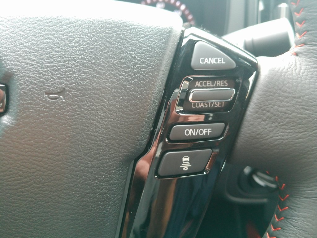 2025 Nissan Frontier Crew Cab PRO-4X photo 25