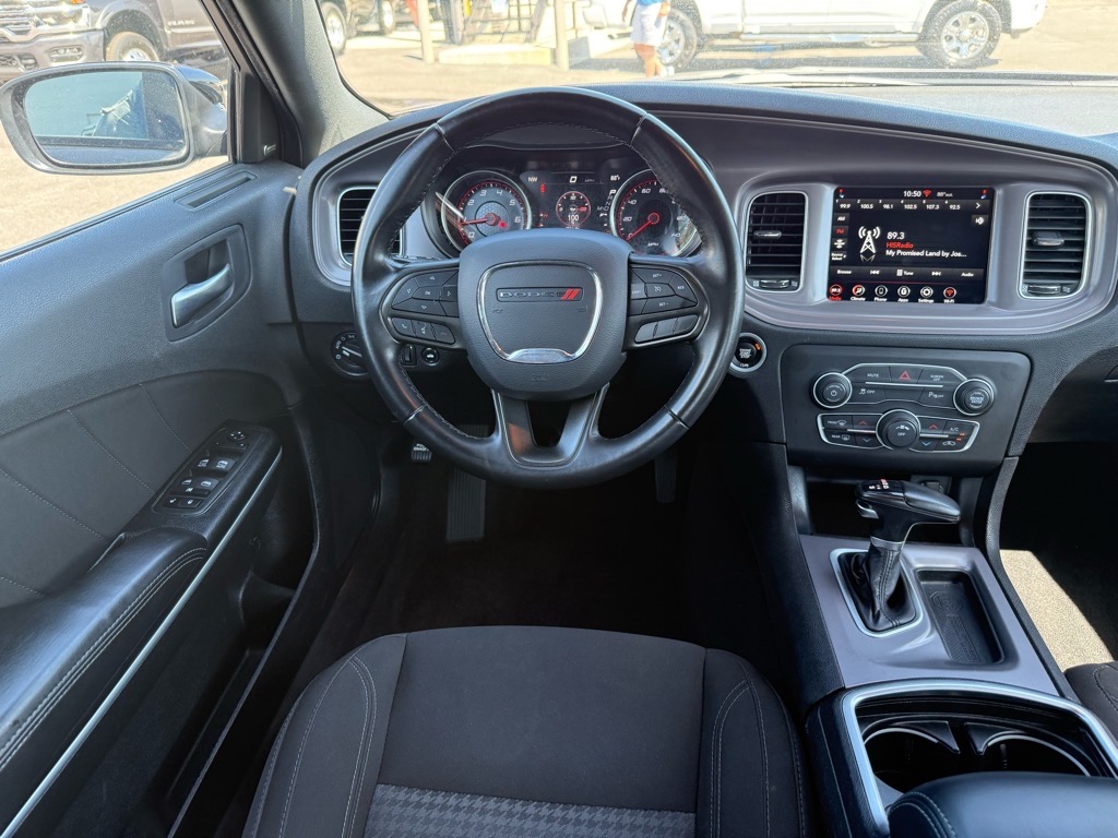 2023 Dodge Charger SXT photo 10