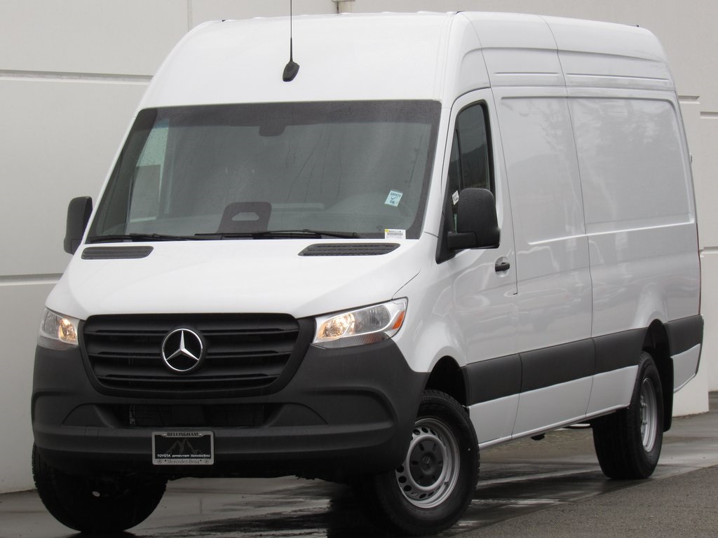 2025 Mercedes-Benz Sprinter Cargo Van Base's photo