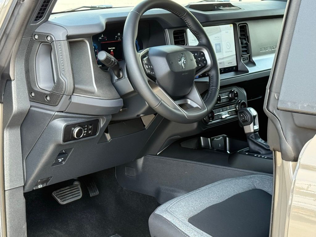 2025 Ford Bronco Big Bend photo 7