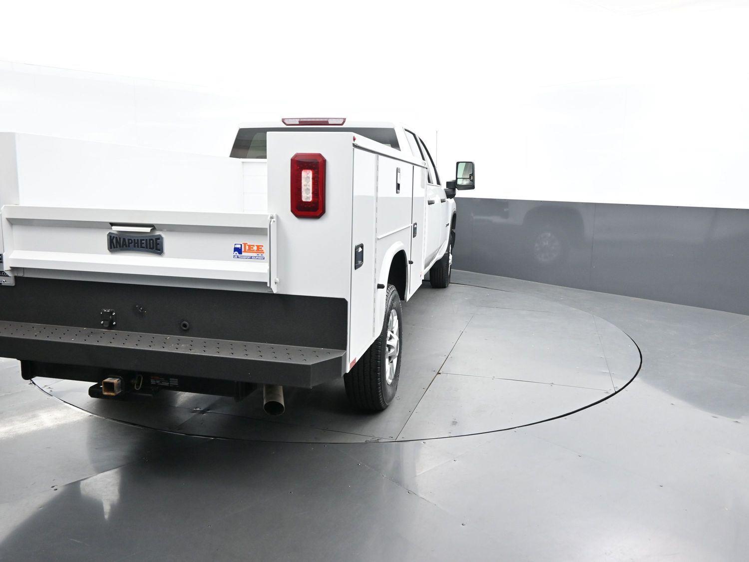 2025 Chevrolet Silverado 2500HD photo 4