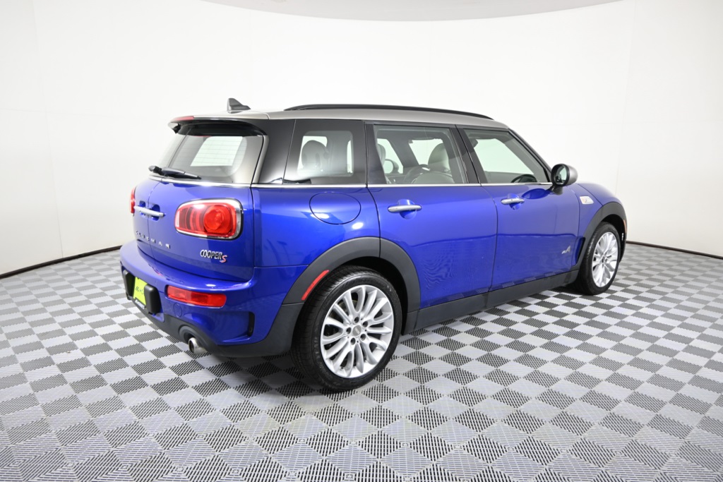 2019 Mini Cooper Base S ALL4 photo 6
