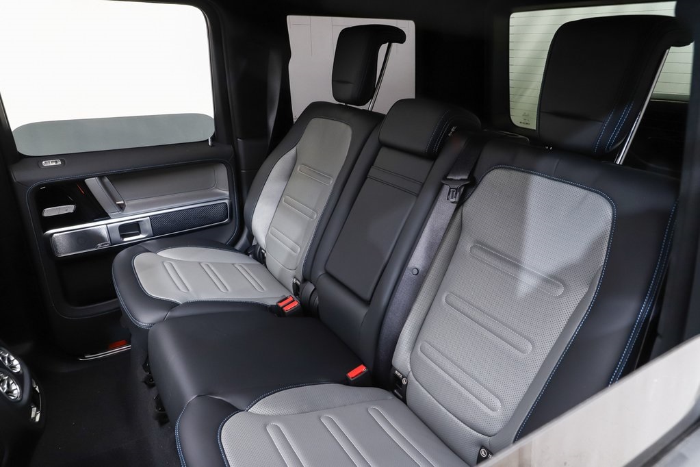 2025 Mercedes Benz G photo 11
