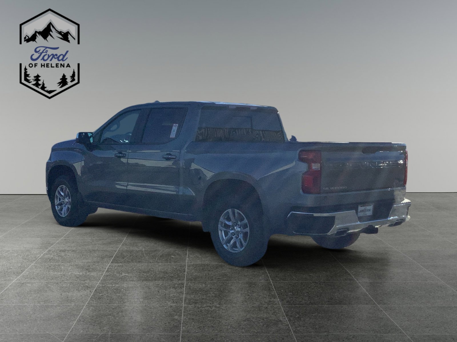 2019 Chevrolet Silverado 1500 LT photo 3