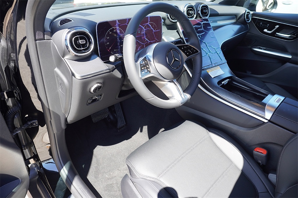 2026 Mercedes Benz GLC 300 photo 18