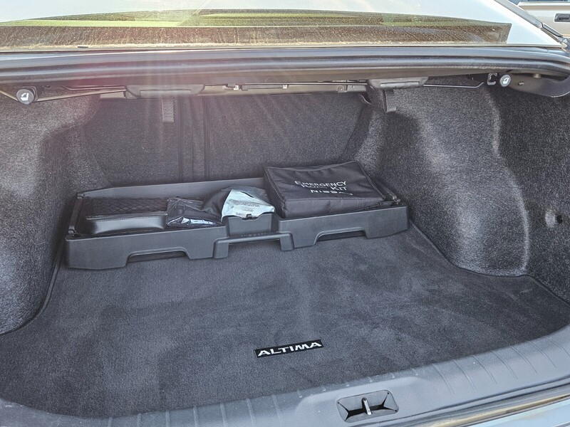 2024 Nissan Altima 2.5 SV photo 12