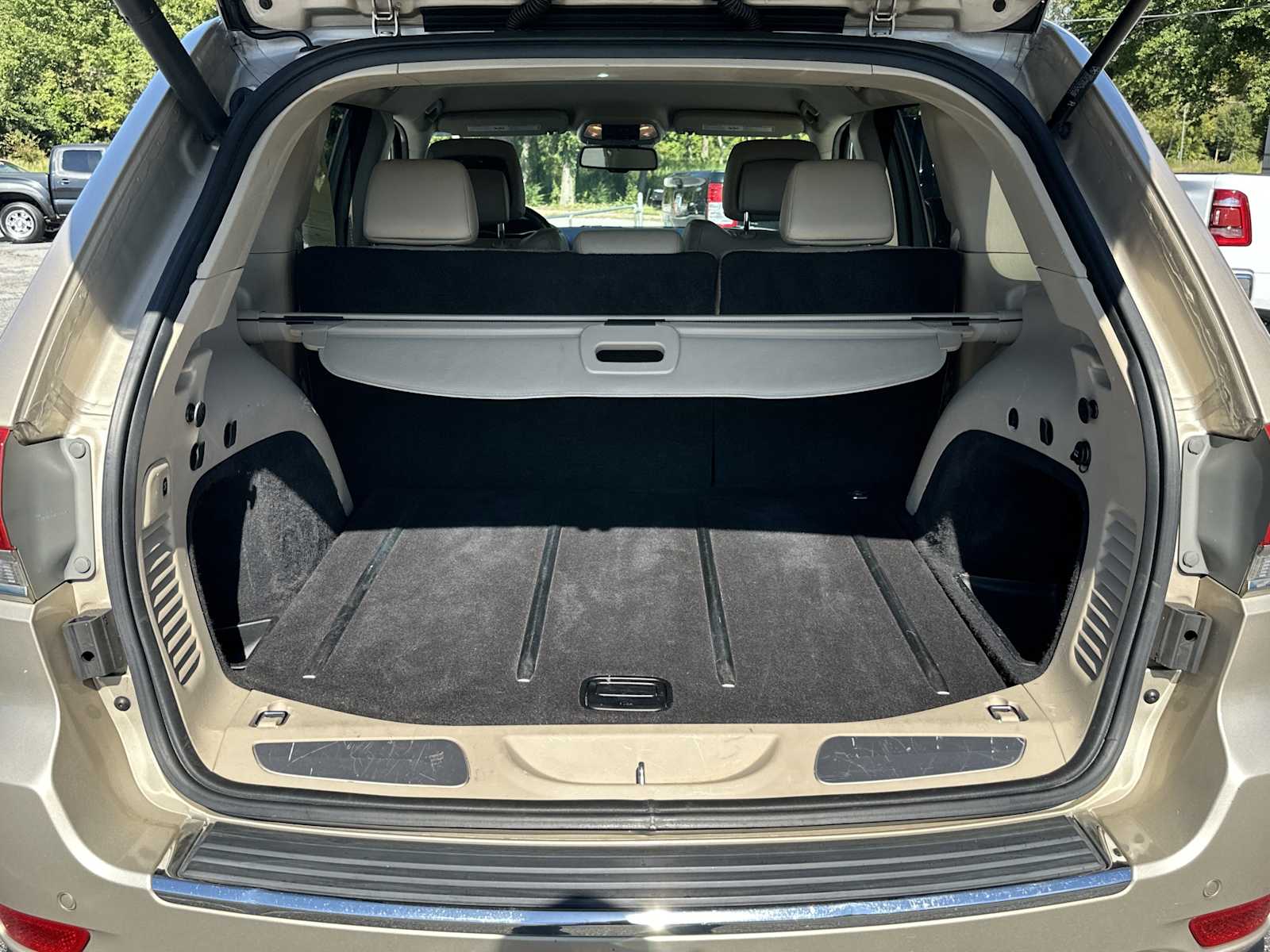 2015 Jeep Grand Cherokee Limited photo 15