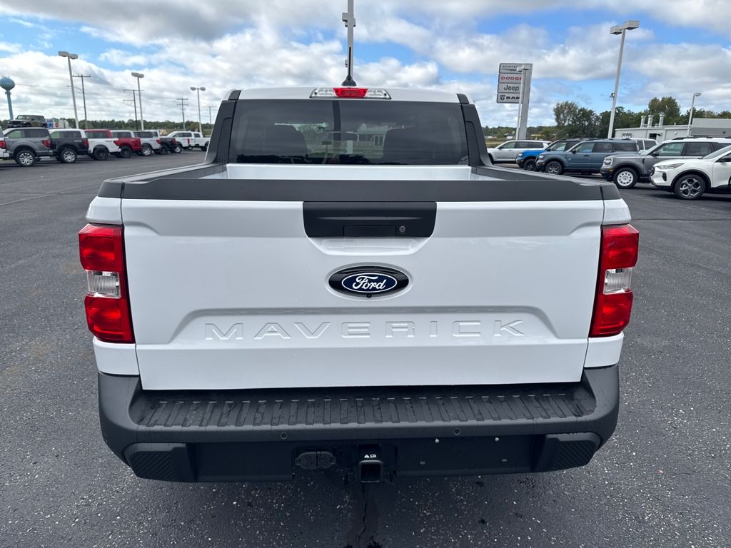 2025 Ford Maverick XL photo 2