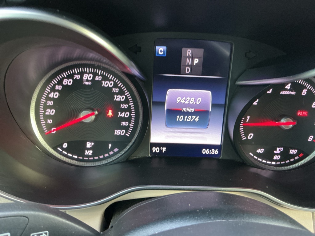 2016 Mercedes Benz GLC 300 4MATIC photo 8