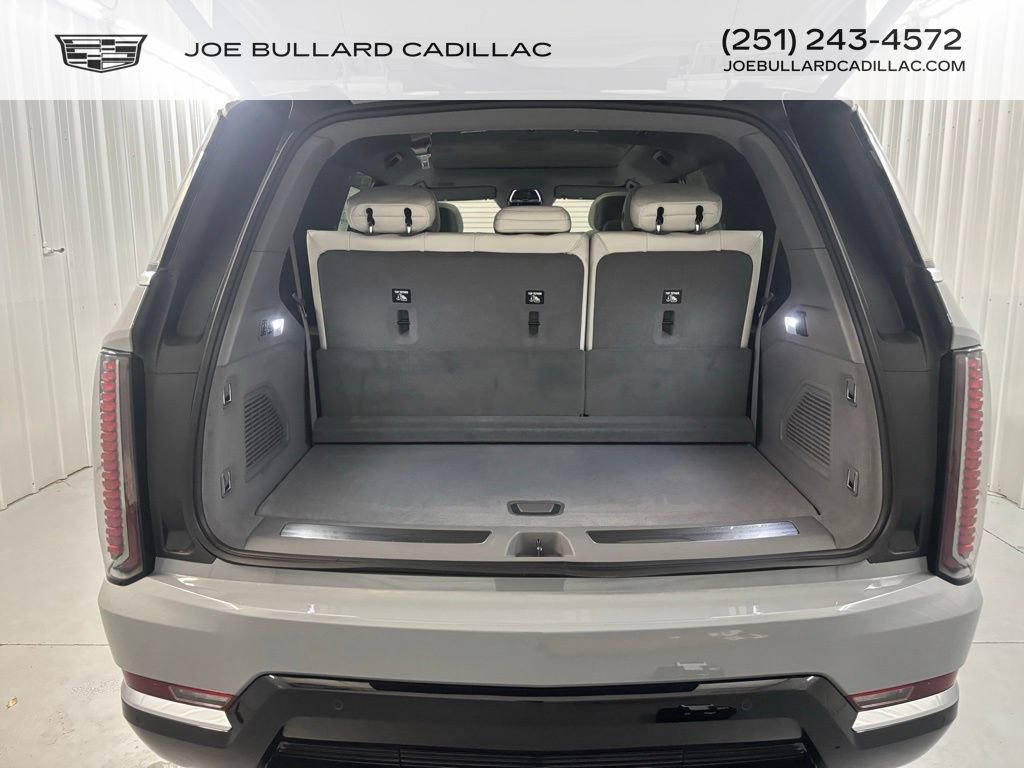 2026 Cadillac Escalade Luxury photo 20
