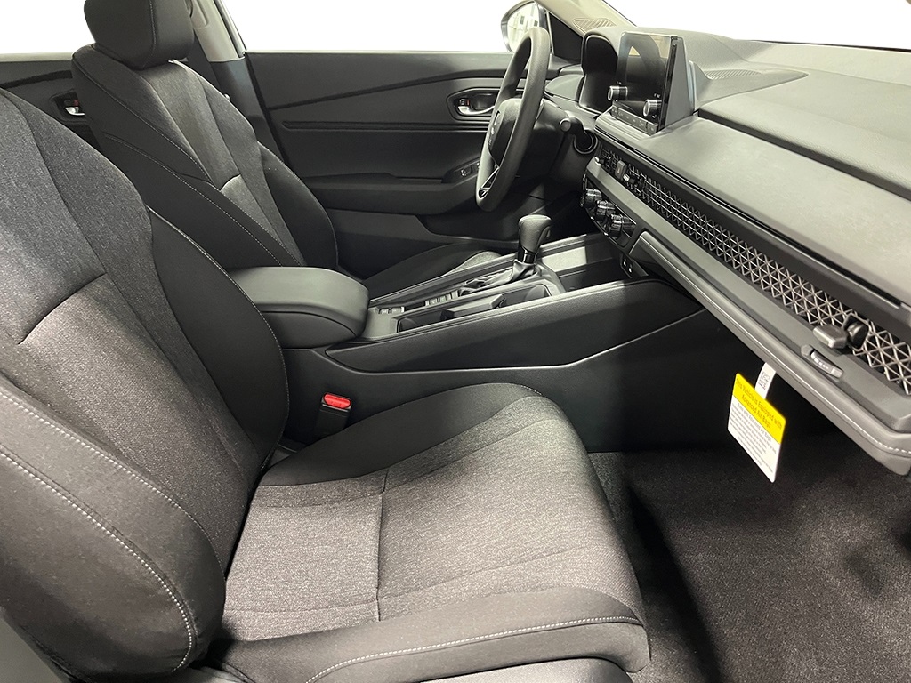 2025 Honda Accord SE photo 25