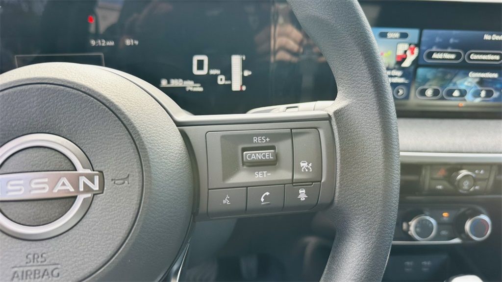 2026 Nissan Kicks SV photo 17