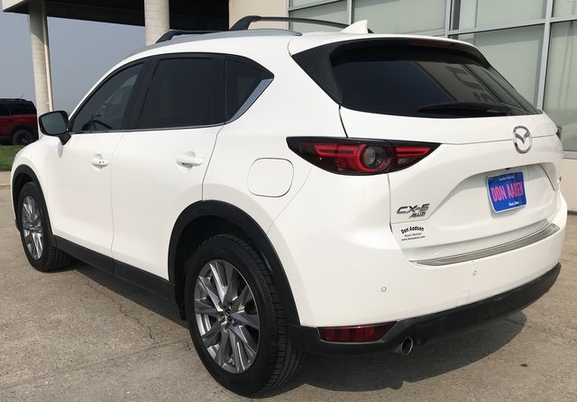 2019 Mazda CX-5 Grand Touring photo 17
