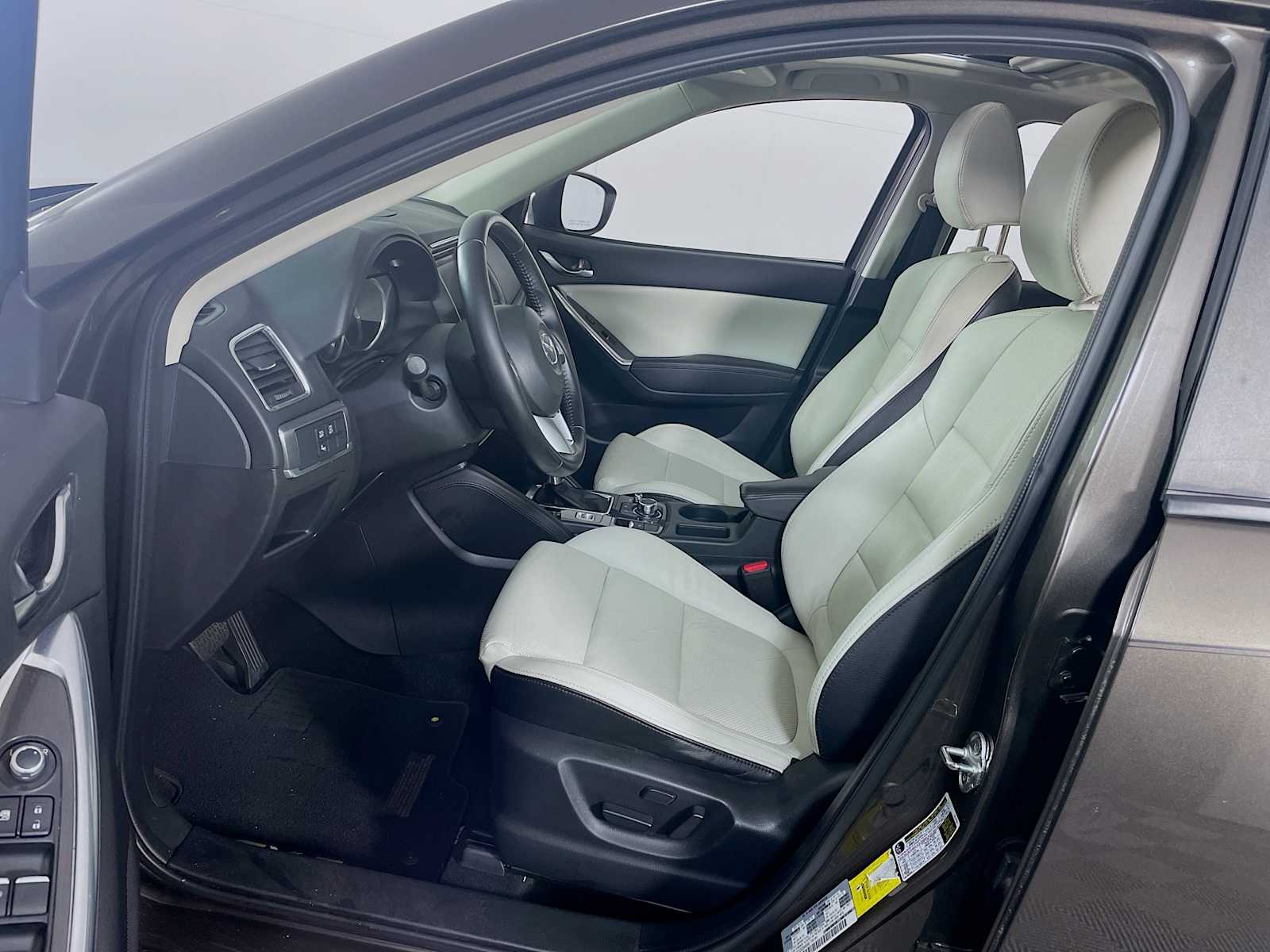 2016 Mazda CX-5 Grand Touring photo 18