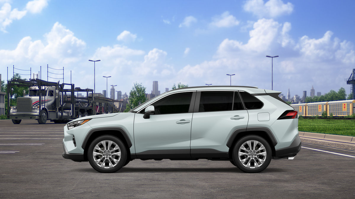 2025 Toyota RAV4 Premium XLE photo 4