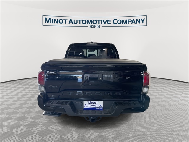 2023 Toyota Tacoma Limited photo 2