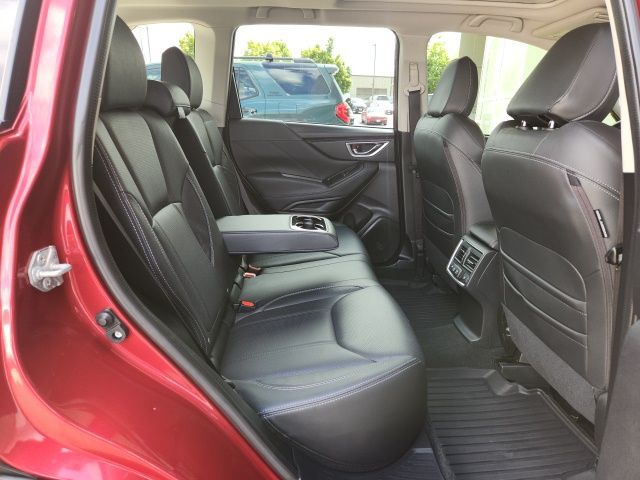 2021 Subaru Forester Touring photo 18