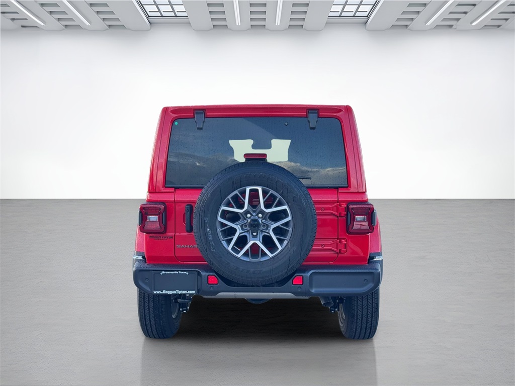 2025 Jeep Wrangler Sahara photo 3
