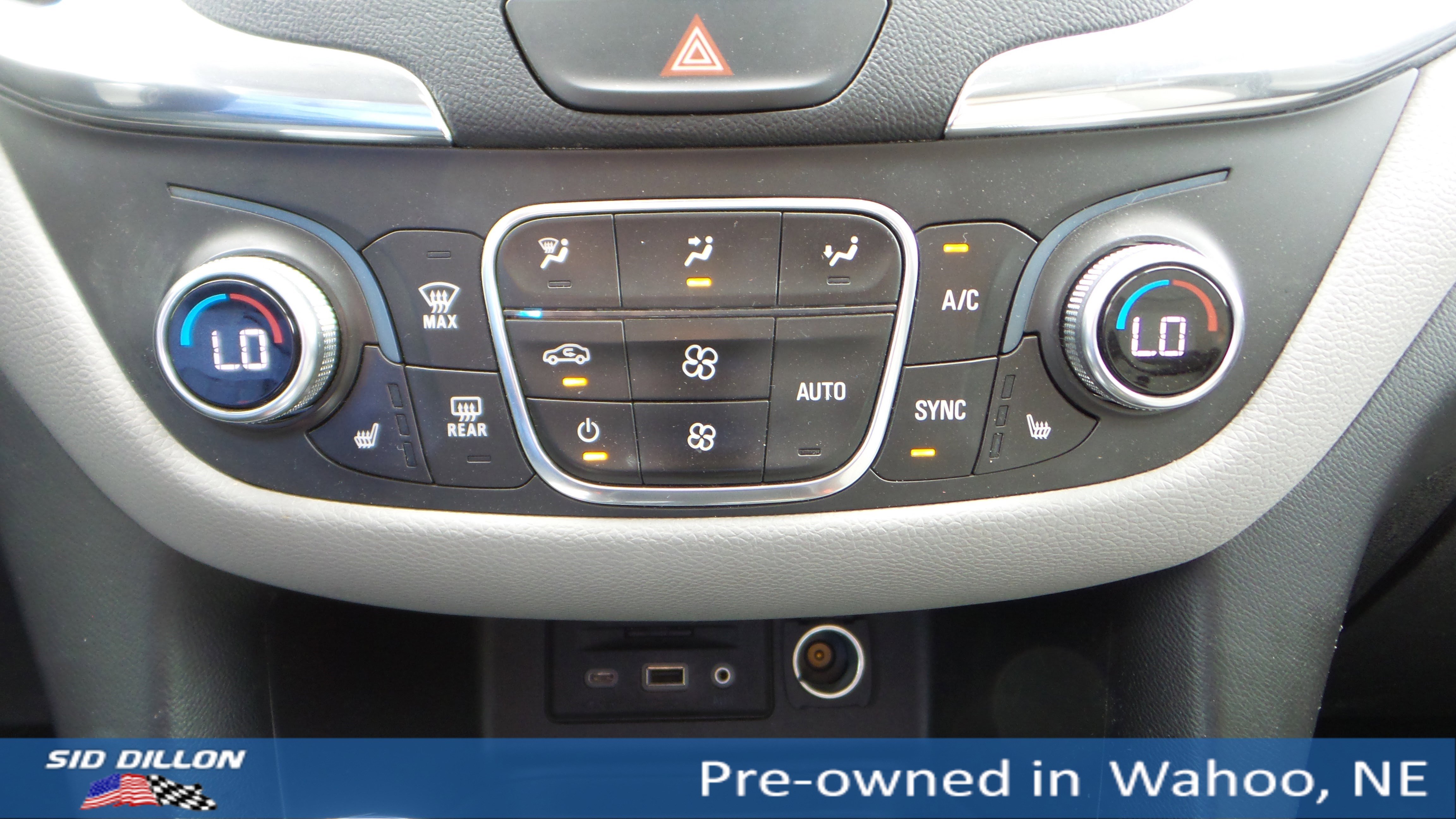 2019 Chevrolet Equinox LT photo 13