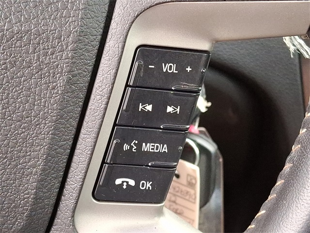 2012 Ford Fusion SEL photo 27