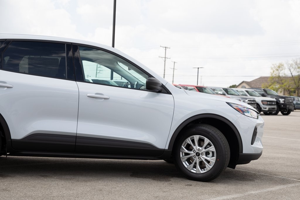 2025 Ford Escape Active photo 4