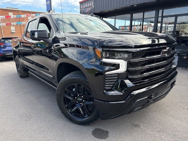 2026 Chevrolet Silverado 1500 High Country photo 2