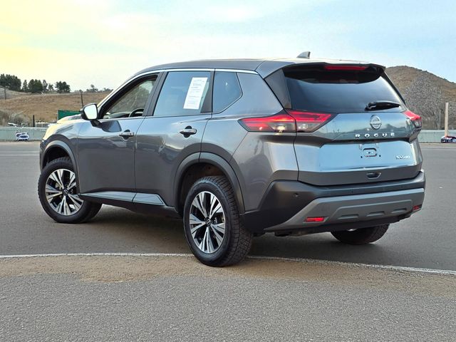 2022 Nissan Rogue SV photo 4