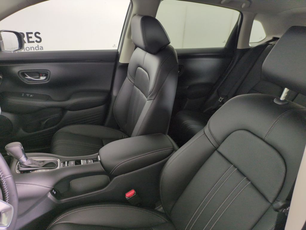 2026 Honda HR-V EX-L photo 8