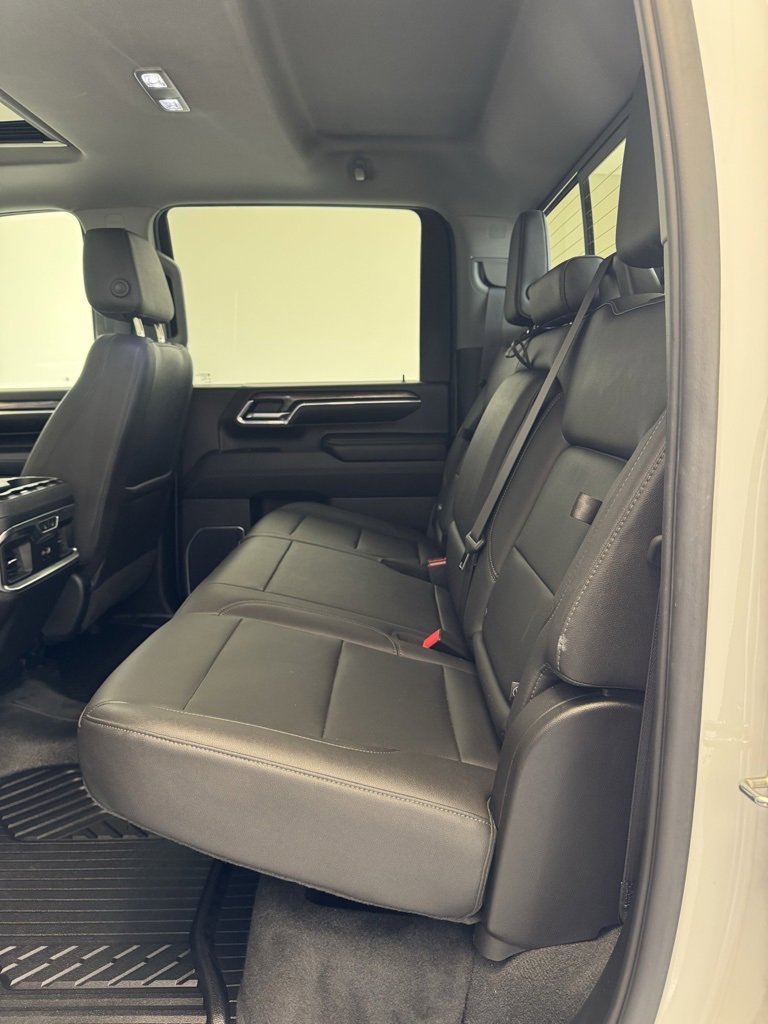2024 Chevrolet Silverado 3500HD LTZ photo 21