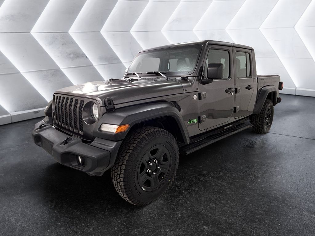 2021 Jeep Gladiator Sport photo 3