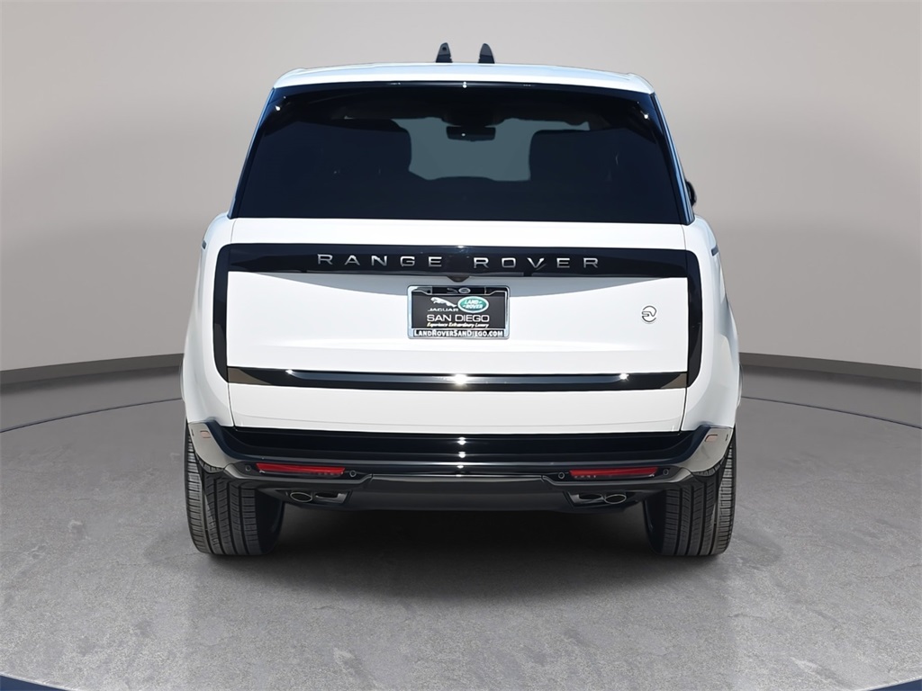 2025 Land Rover Range Rover SV photo 4