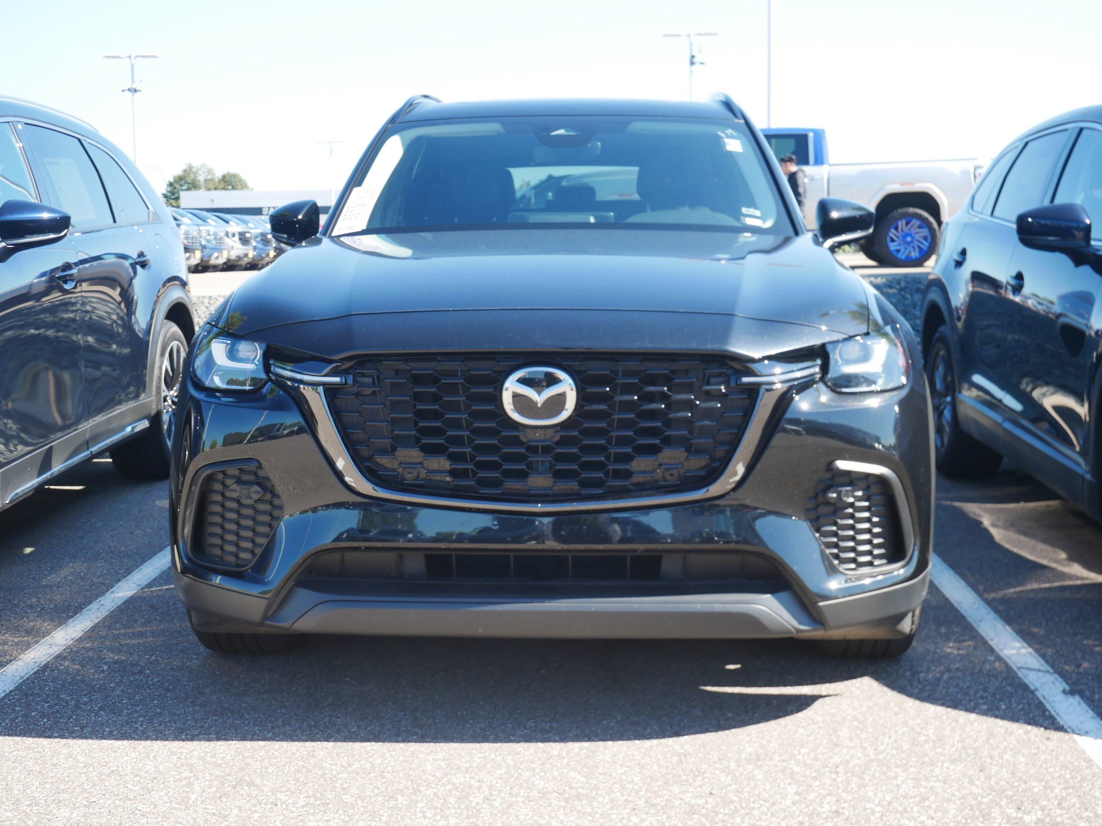 2025 Mazda CX-70 3.3 Turbo Preferred photo 2