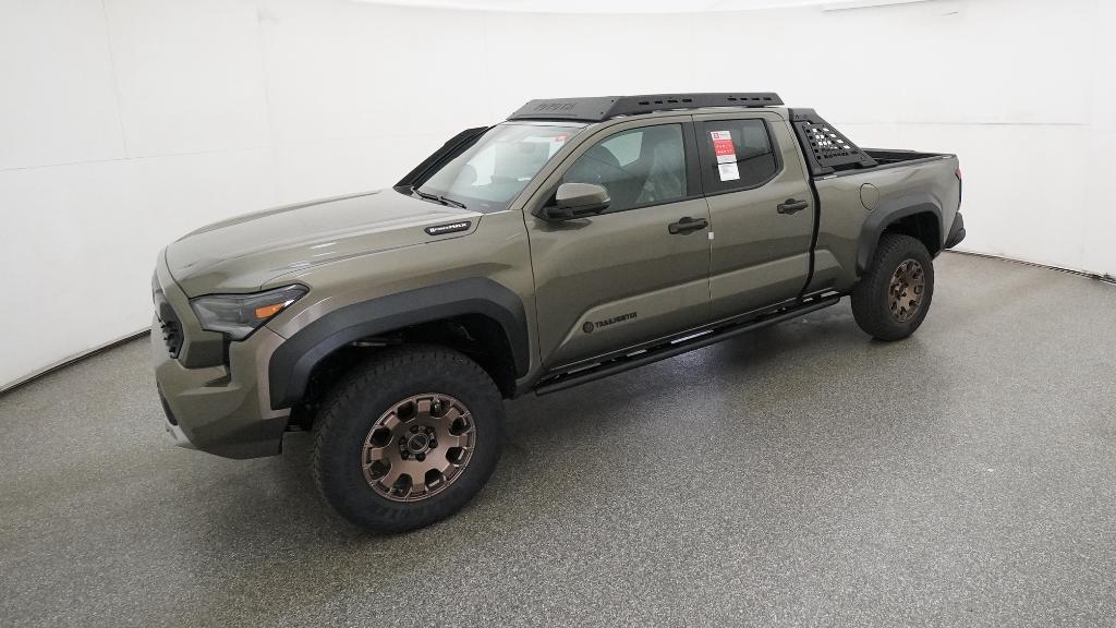 2025 Toyota Tacoma Trailhunter's photo