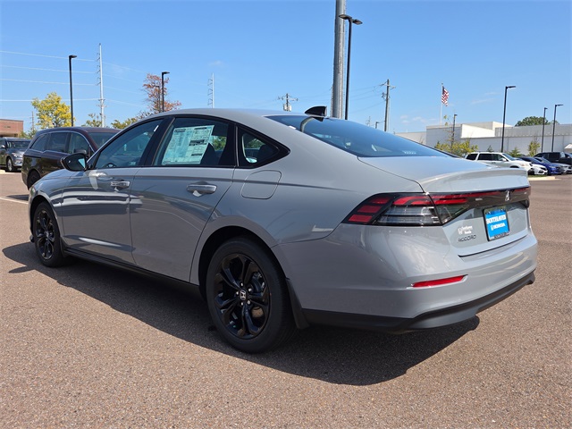 2025 Honda Accord SE photo 3