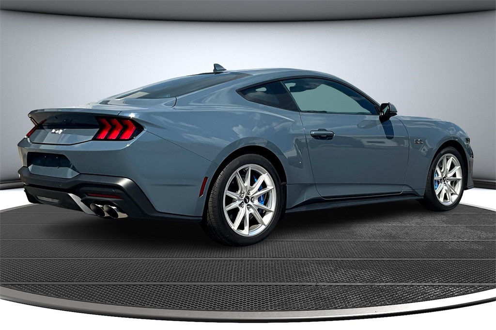 2024 Ford Mustang GT Premium photo 6