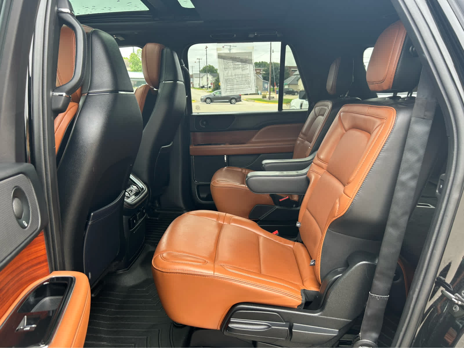 2018 Lincoln Navigator L Reserve photo 22
