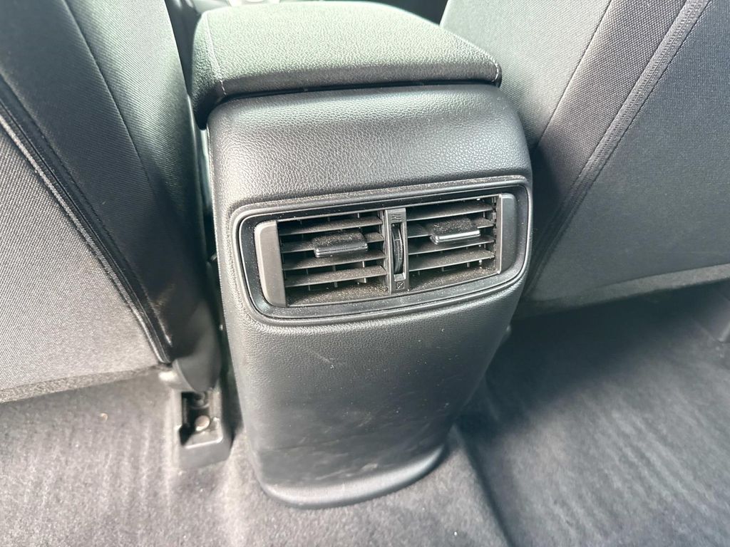 2021 Honda CR-V LX photo 17