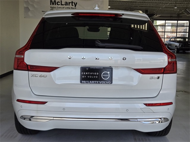 2023 Volvo XC60 B5 Plus photo 4