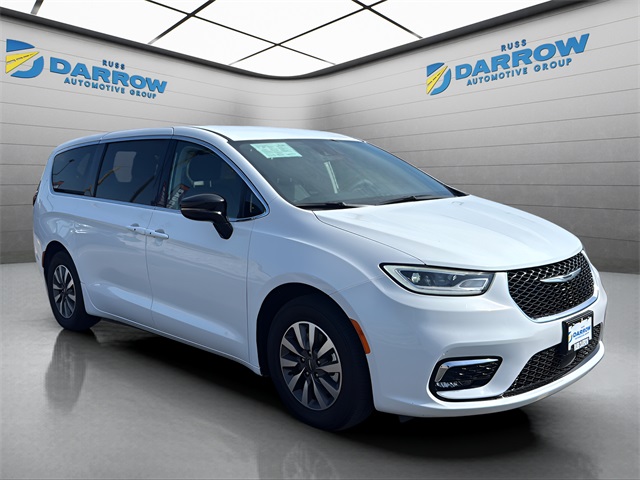2024 Chrysler Pacifica Hybrid photo 5