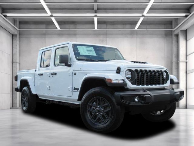 2025 Jeep Gladiator Sport S's photo