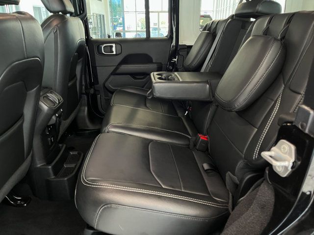 2022 Jeep Wrangler Unlimited Sahara 4xe photo 24