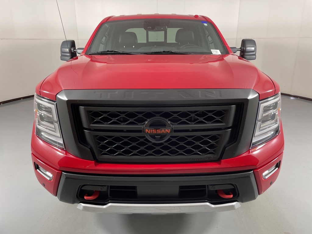2021 Nissan Titan PRO-4X photo 3