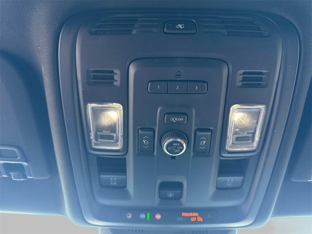 2022 Cadillac Escalade Premium Luxury photo 29